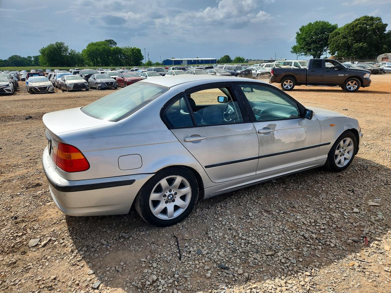 2002 BMW 3 SERIES
