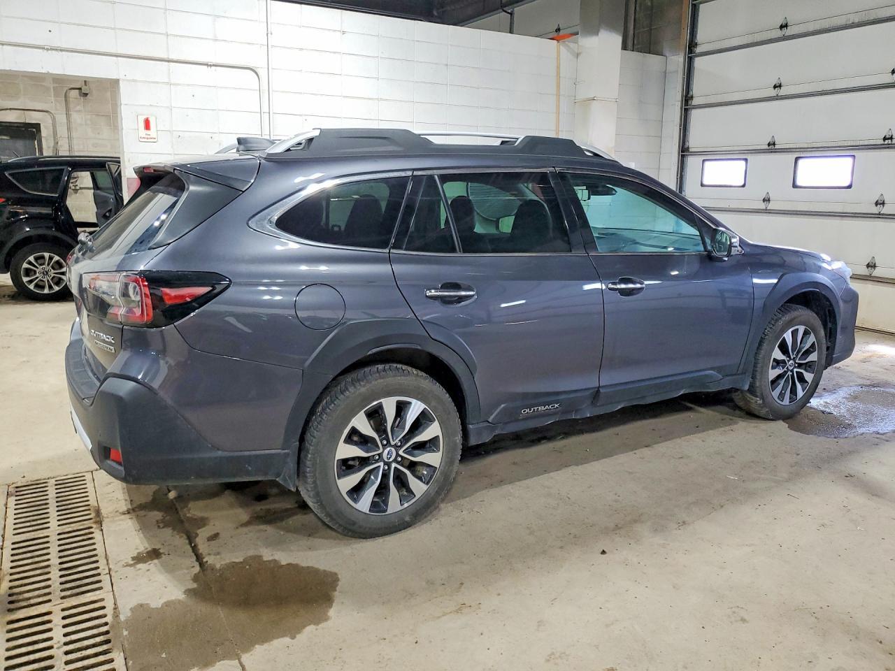 2023 SUBARU Outback