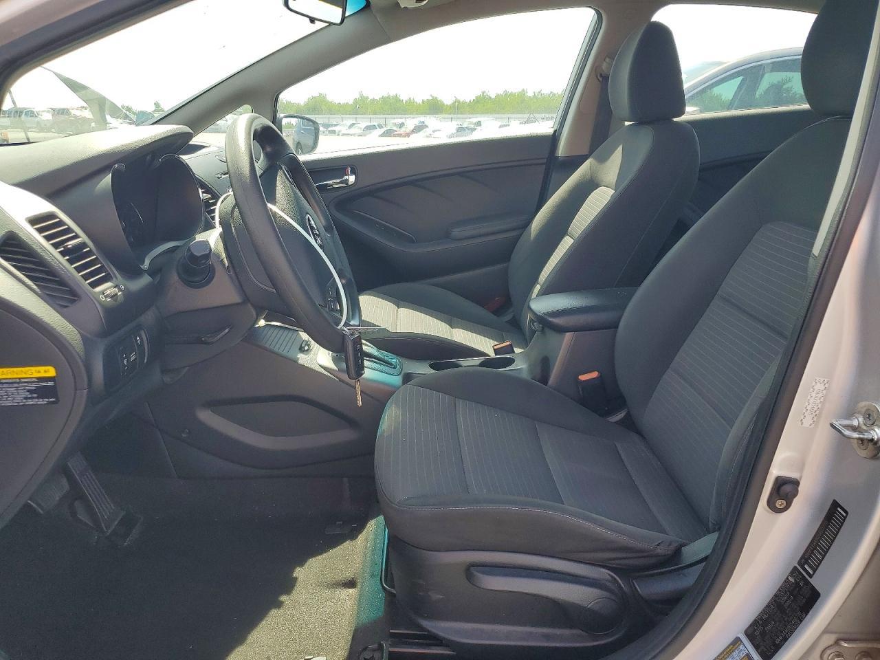 2016 KIA FORTE