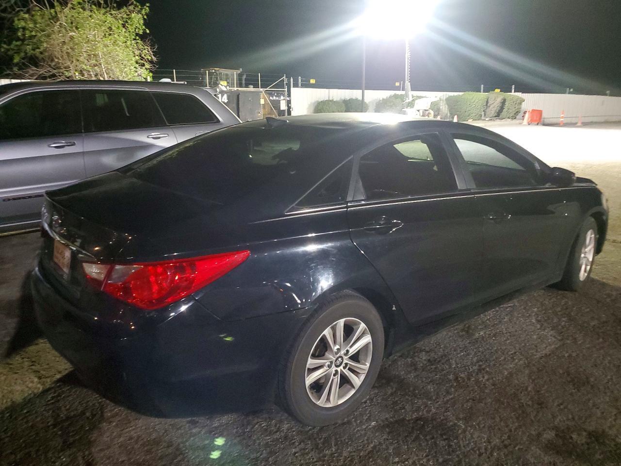2013 HYUNDAI SONATA