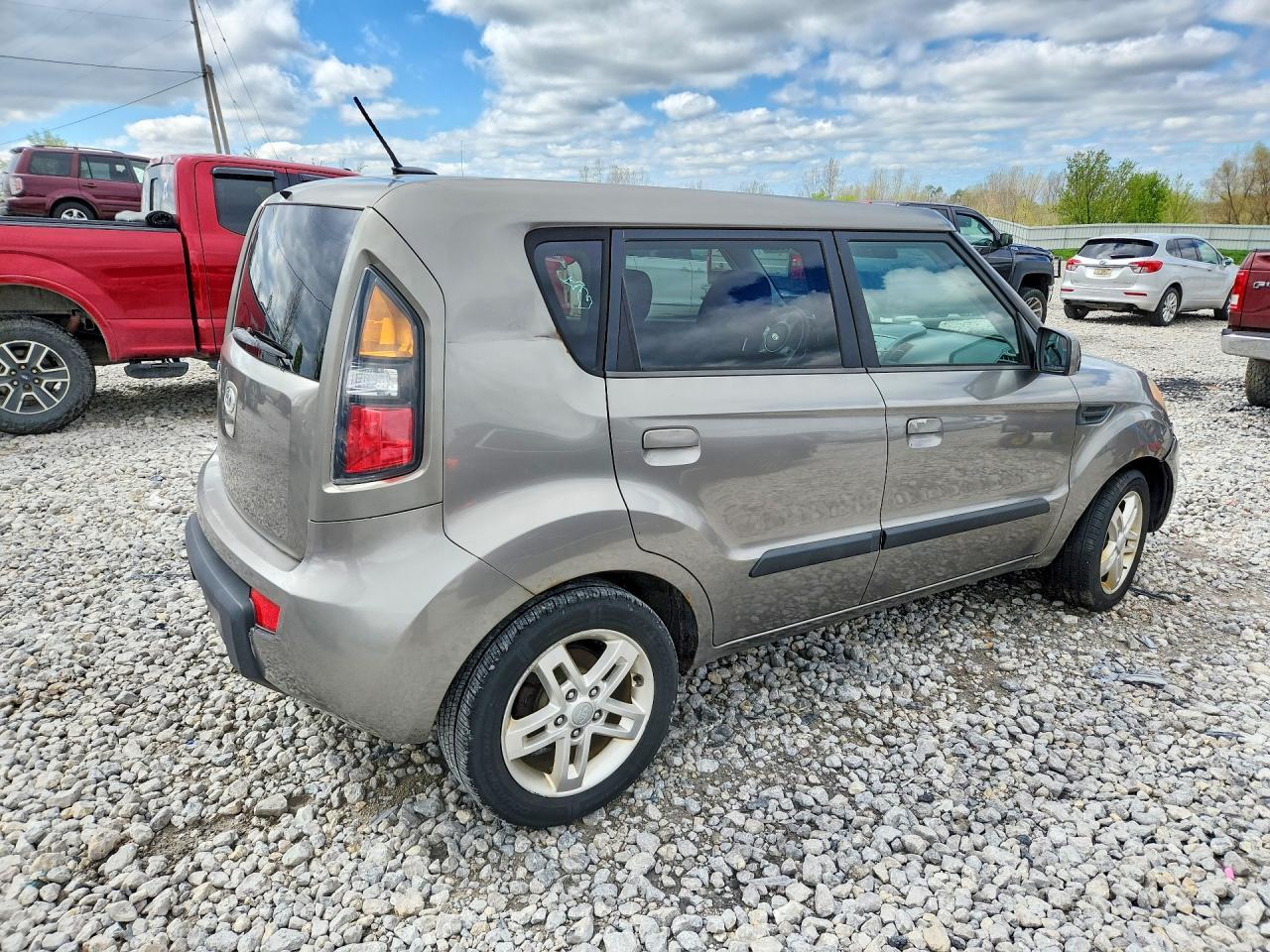 2010 KIA SOUL
