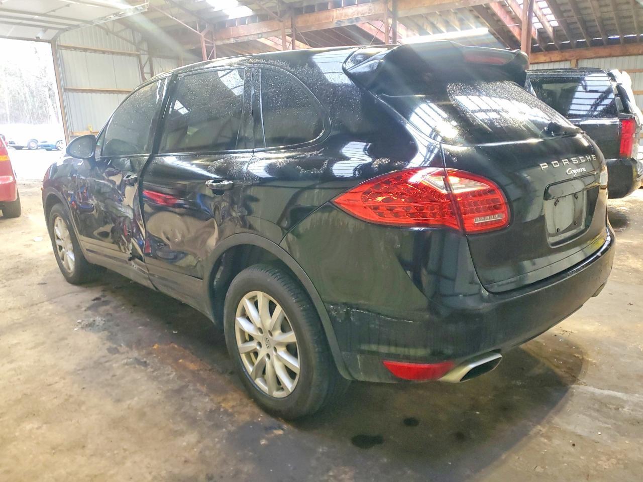 2013 PORSCHE CAYENNE