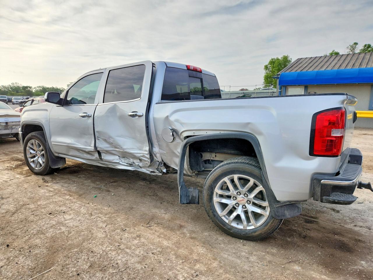 2016 GMC Sierra