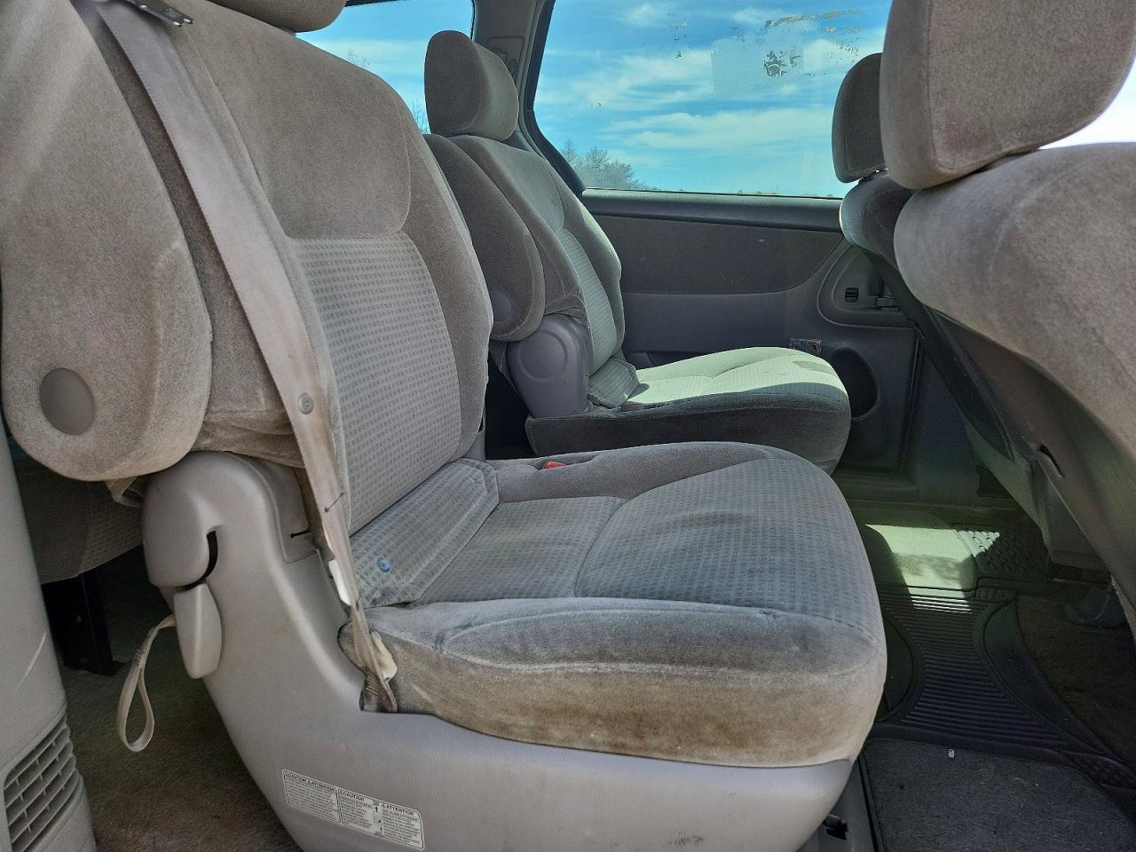 2006 TOYOTA SIENNA