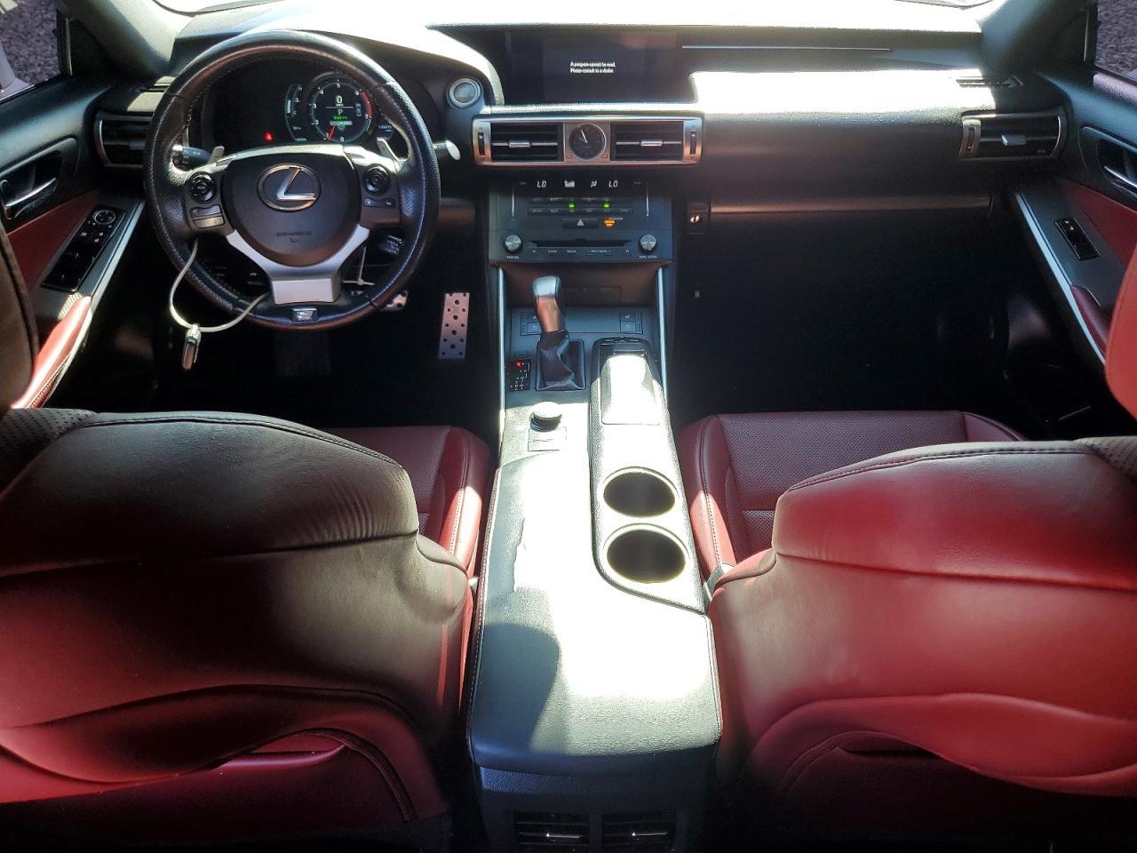 2016 LEXUS IS 200t