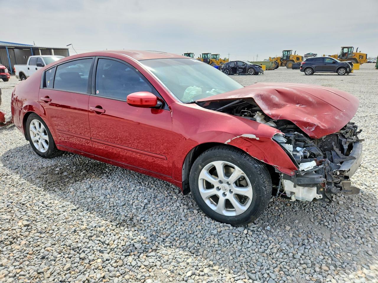 2005 NISSAN Maxima