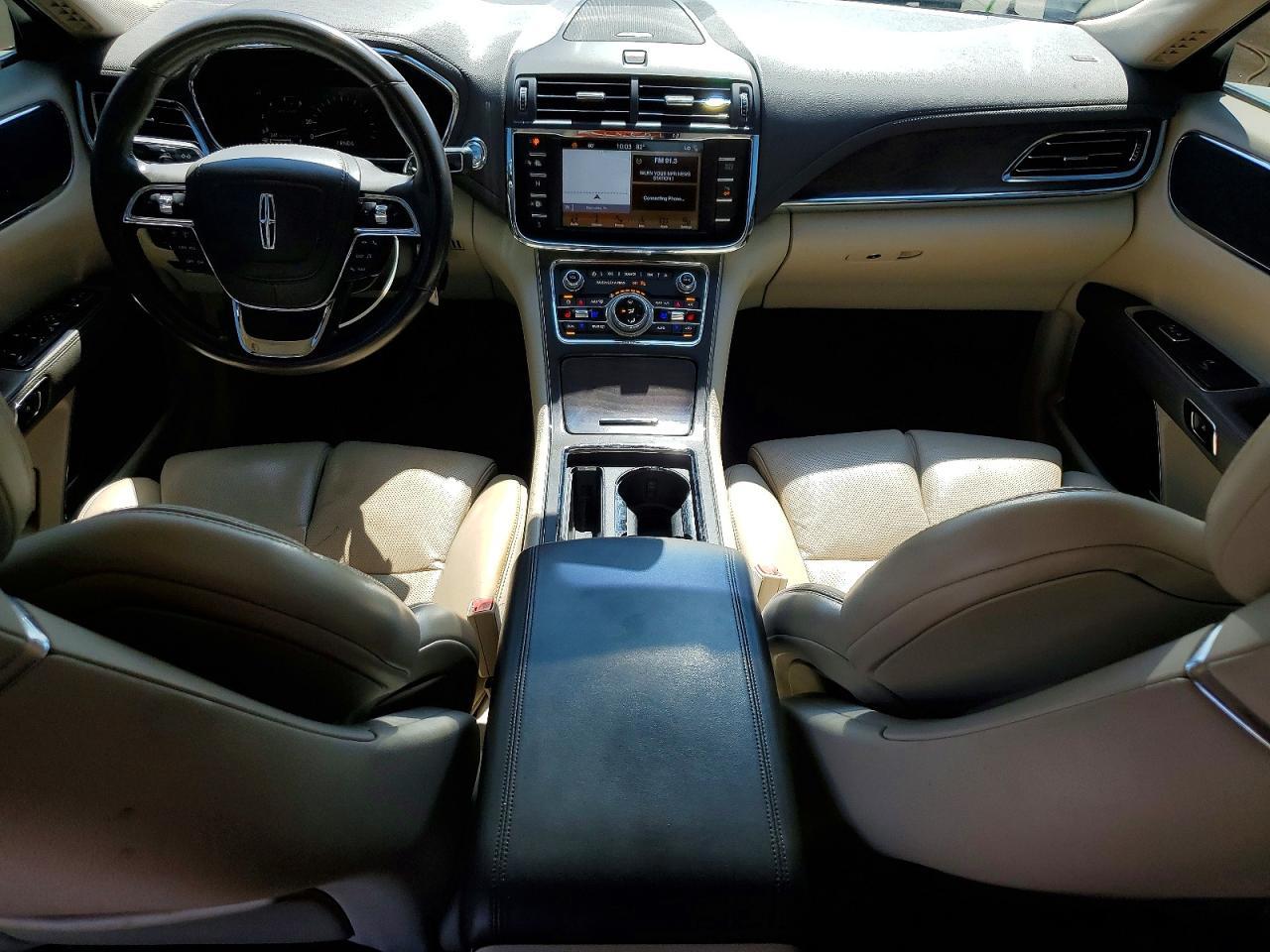 2017 LINCOLN Continental