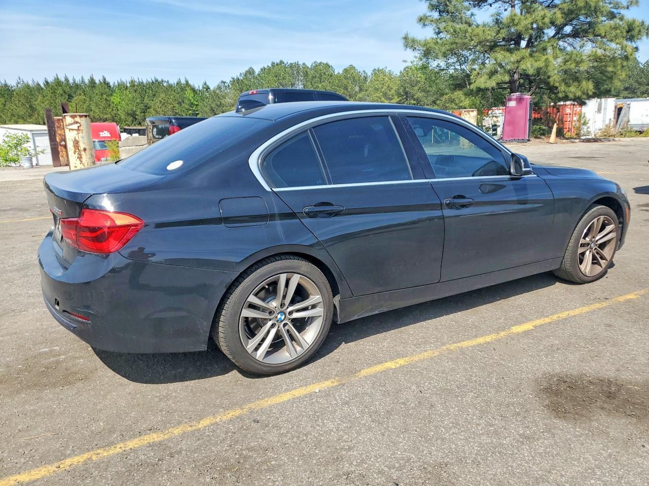 2018 BMW 3 SERIES