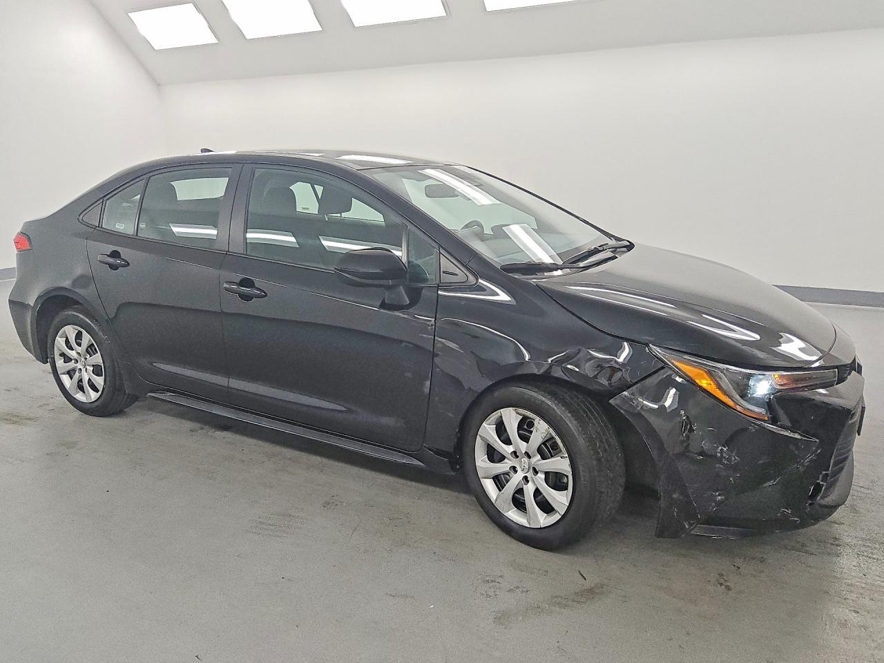 2025 TOYOTA COROLLA