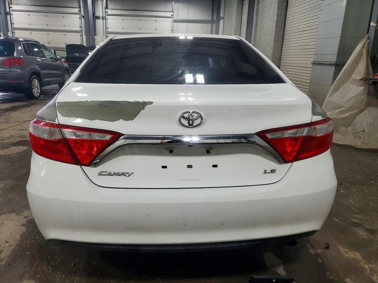 2015 TOYOTA CAMRY
