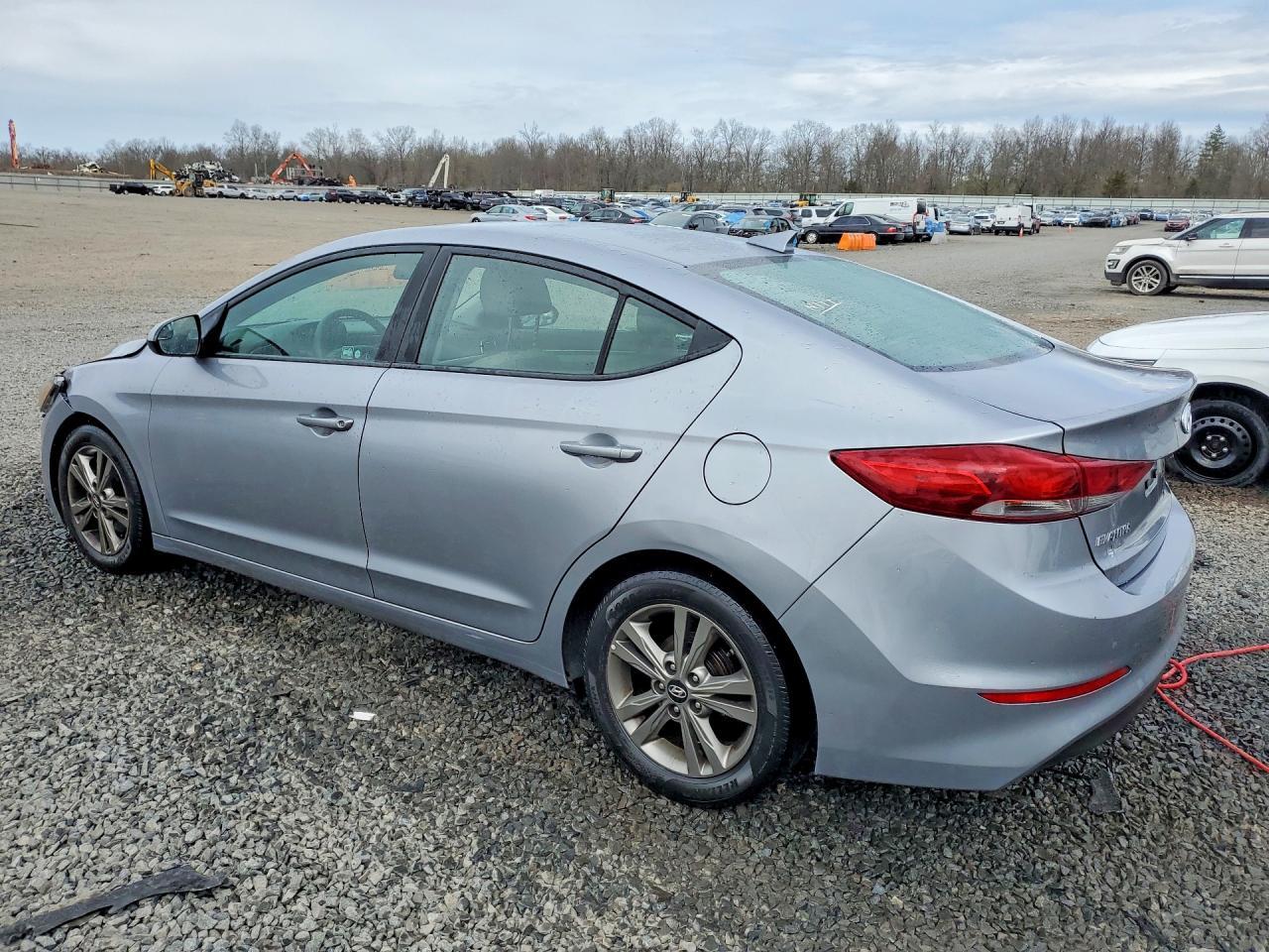 2017 HYUNDAI ELANTRA