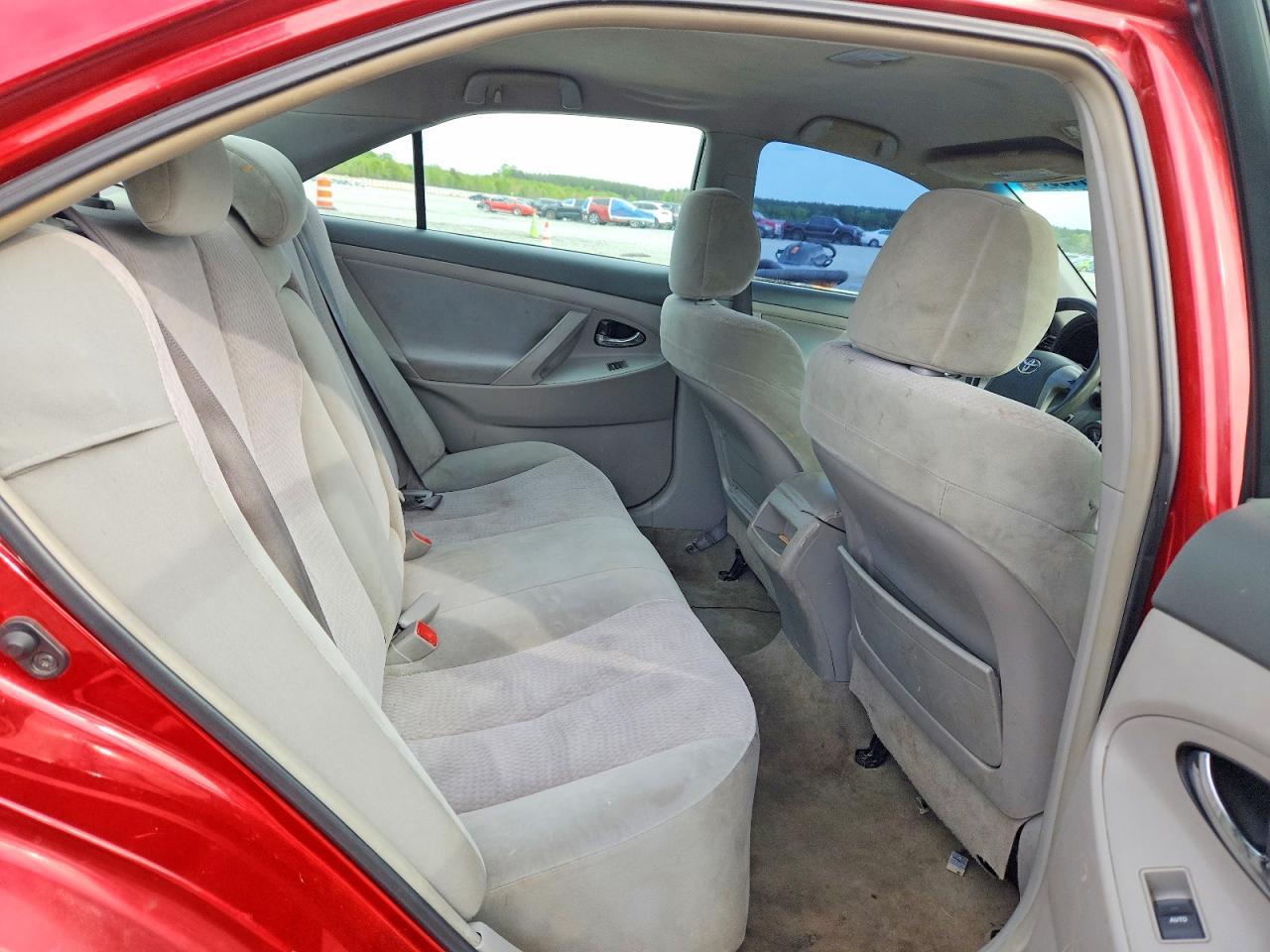 2010 TOYOTA CAMRY