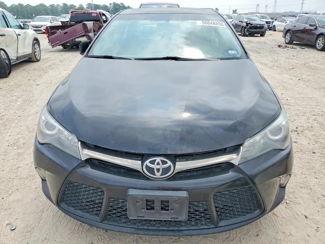 2016 TOYOTA CAMRY