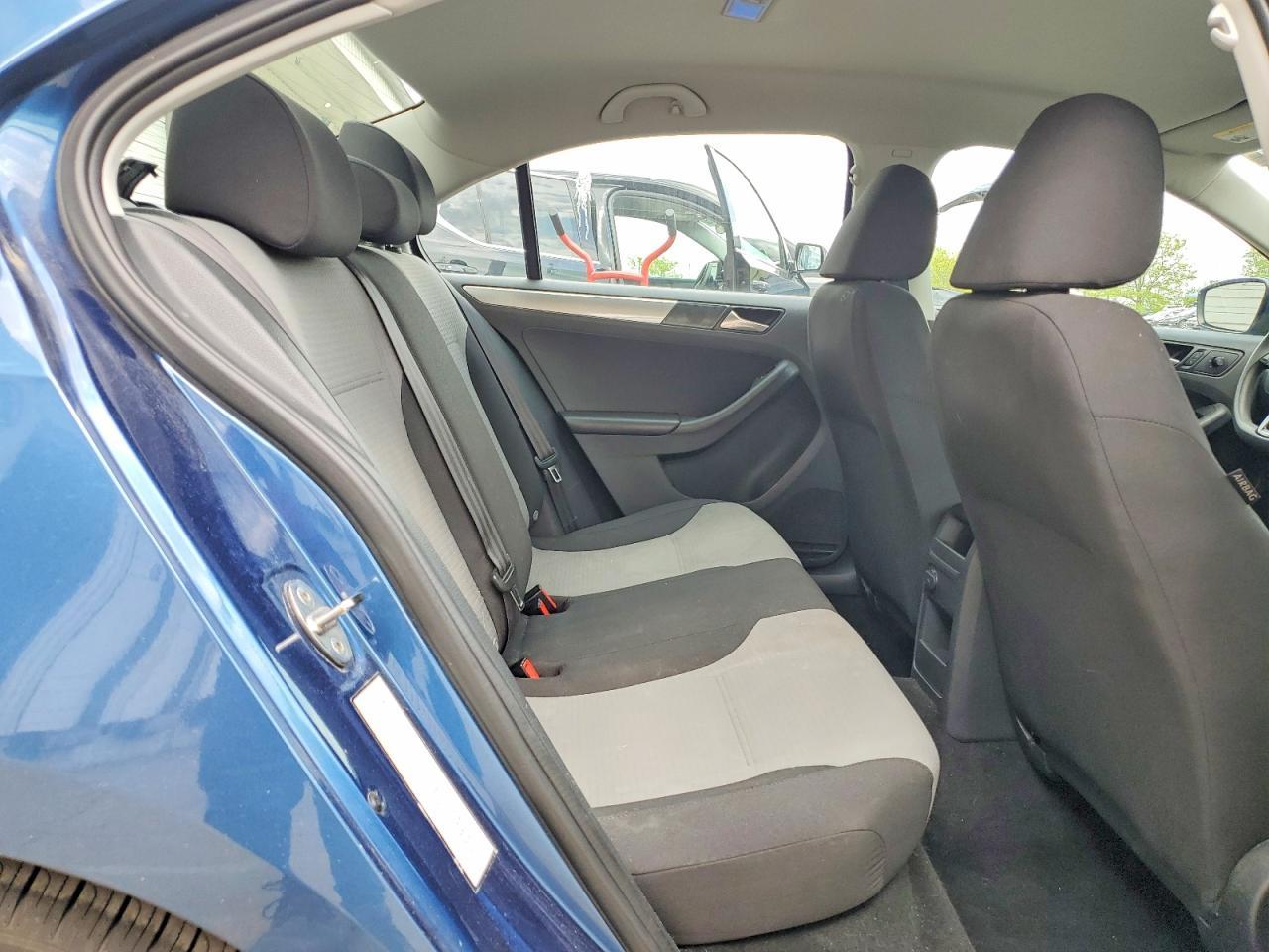2017 VOLKSWAGEN JETTA