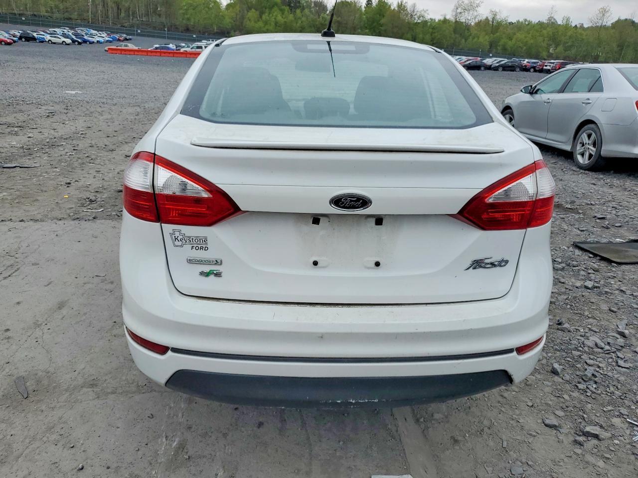 2014 FORD Fiesta