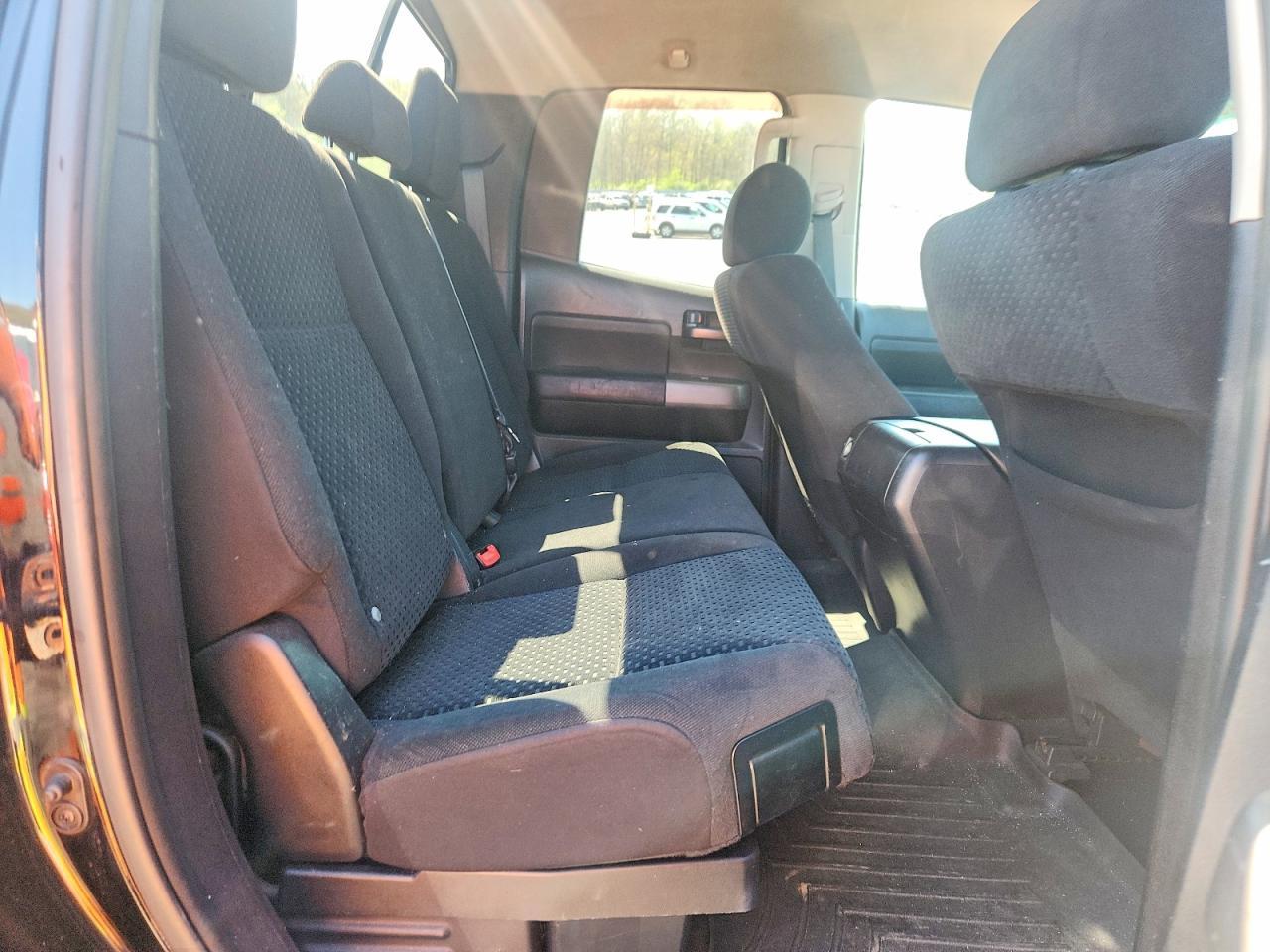 2012 TOYOTA TUNDRA