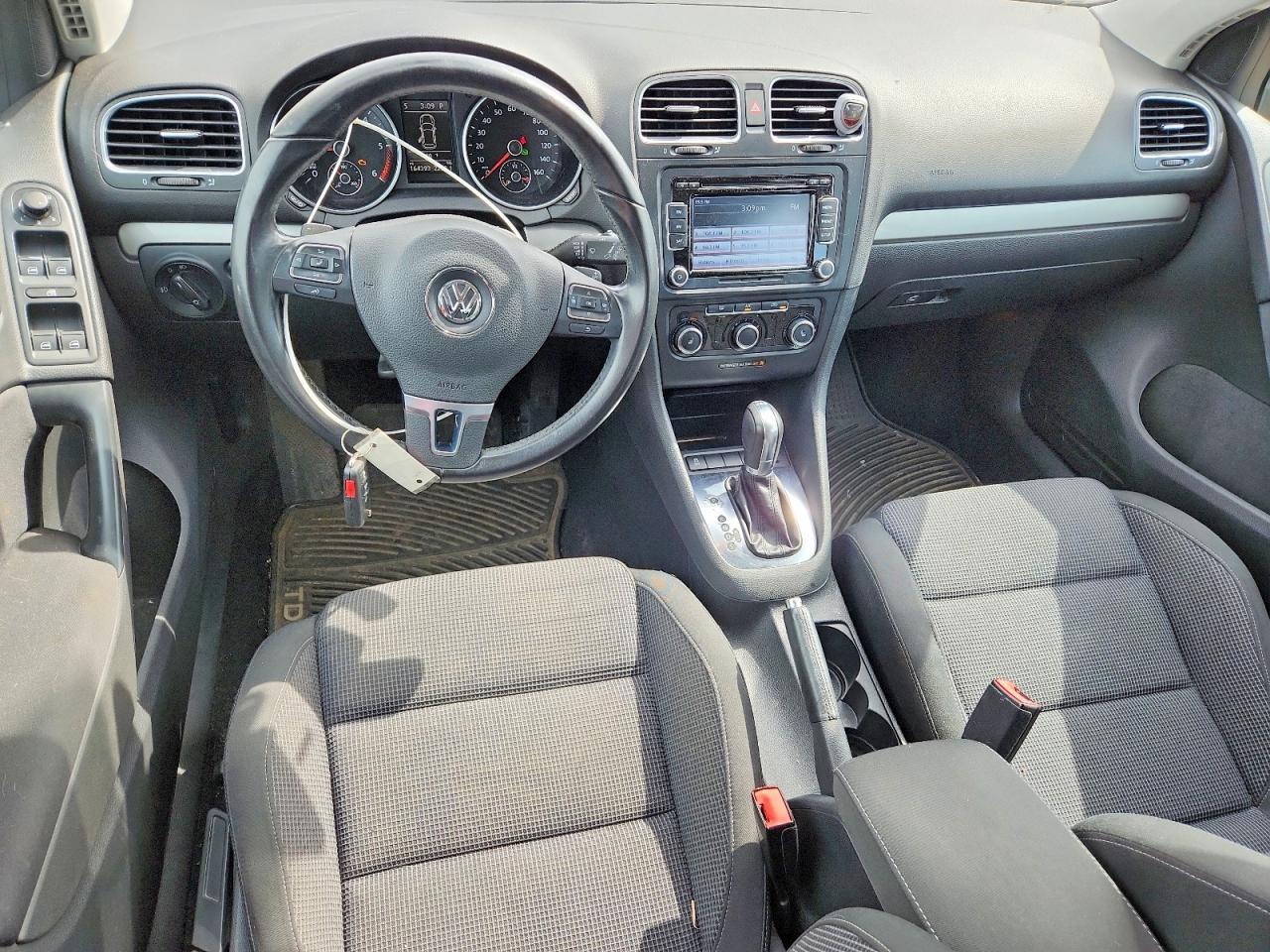 2013 VOLKSWAGEN GOLF