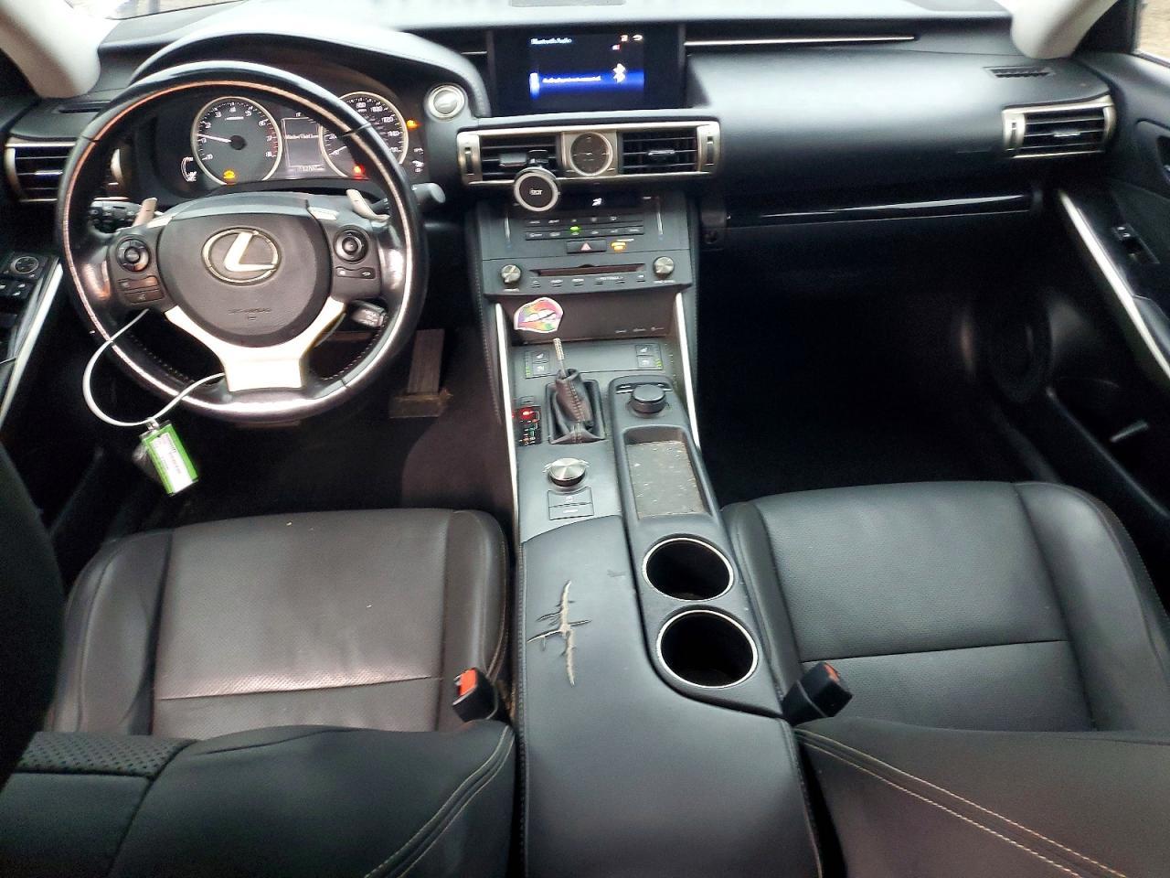 2016 LEXUS IS 300