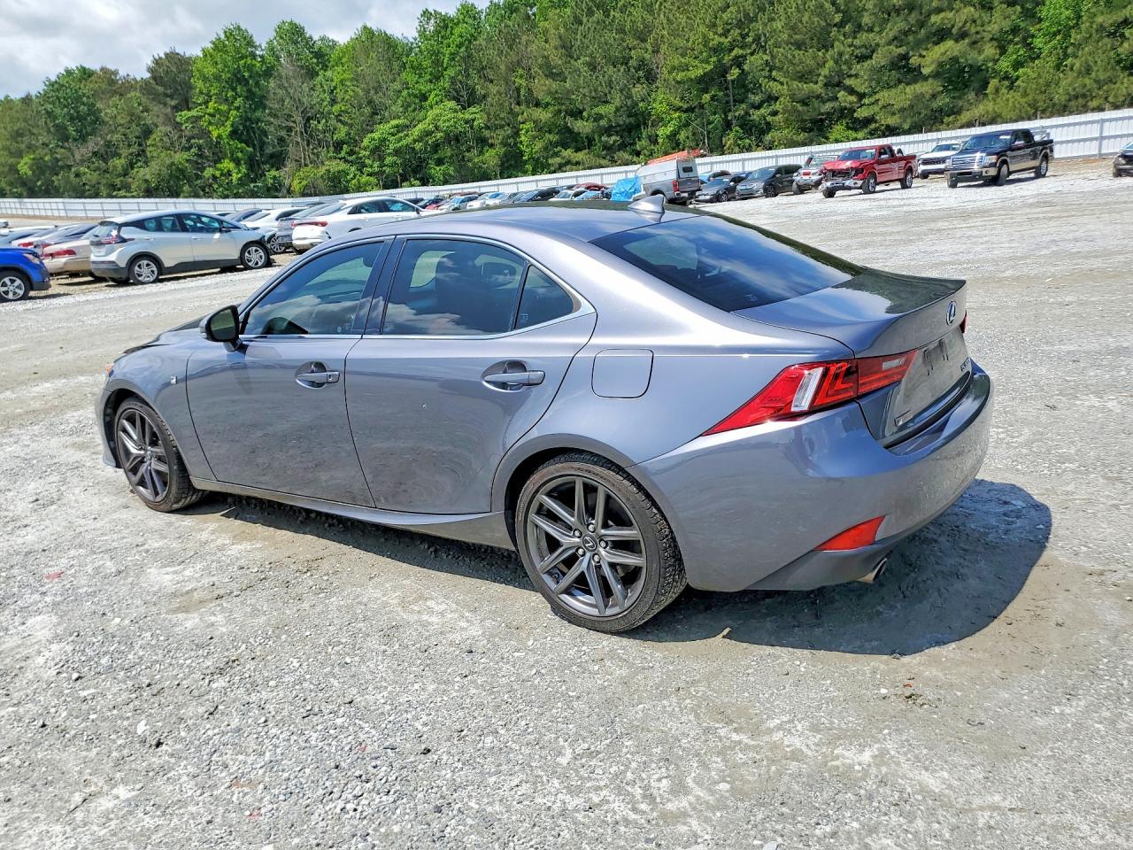 2016 LEXUS IS 200t