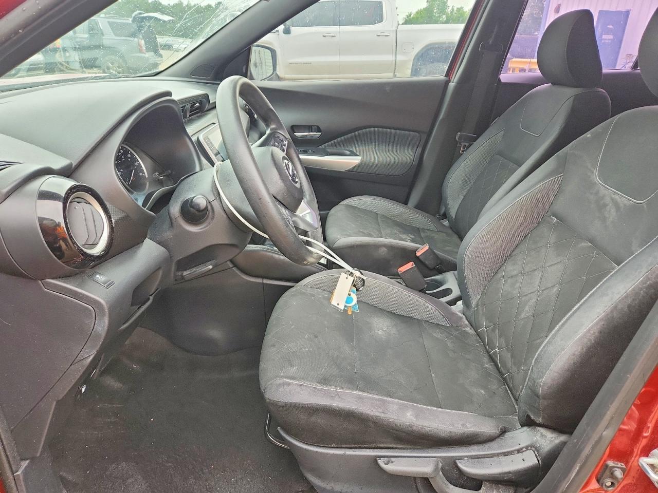 2019 NISSAN KICKS