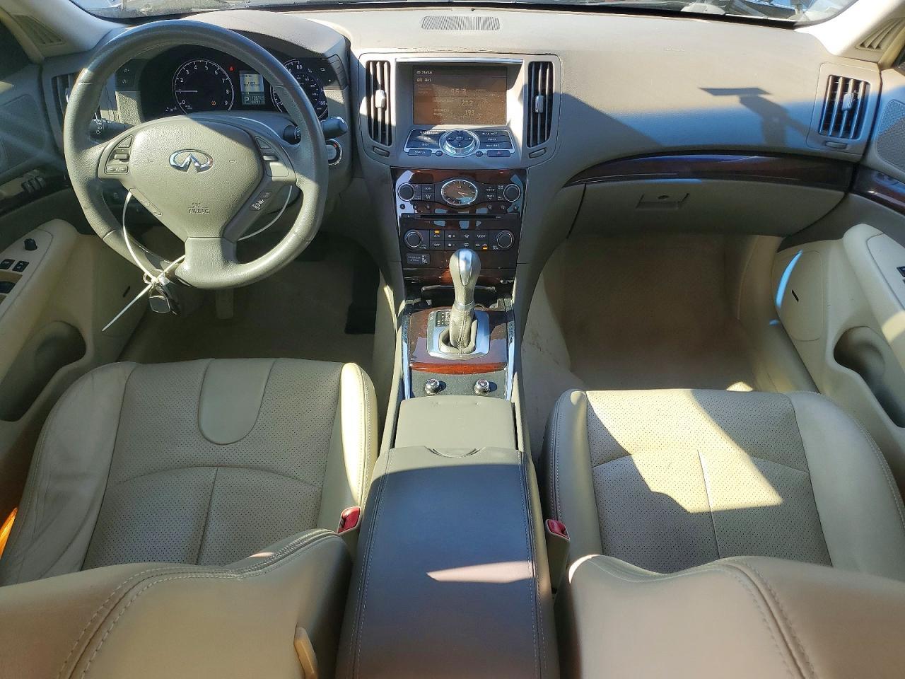 2012 INFINITI G37