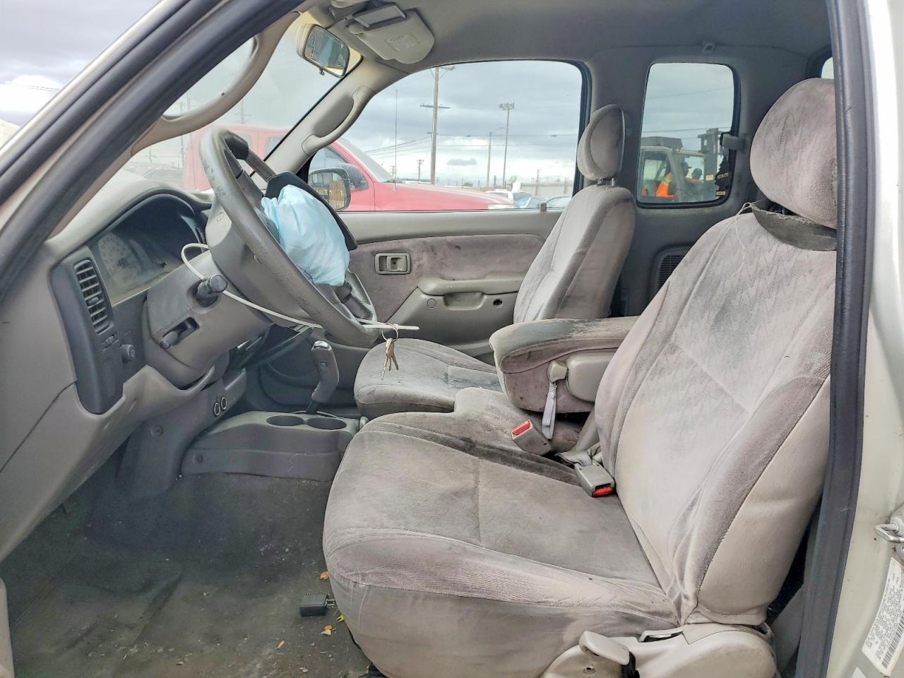2002 TOYOTA TACOMA