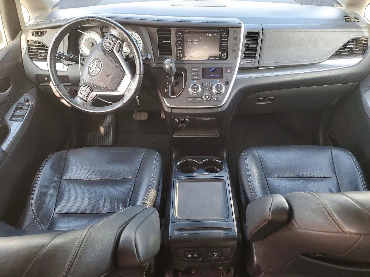 2018 TOYOTA SIENNA