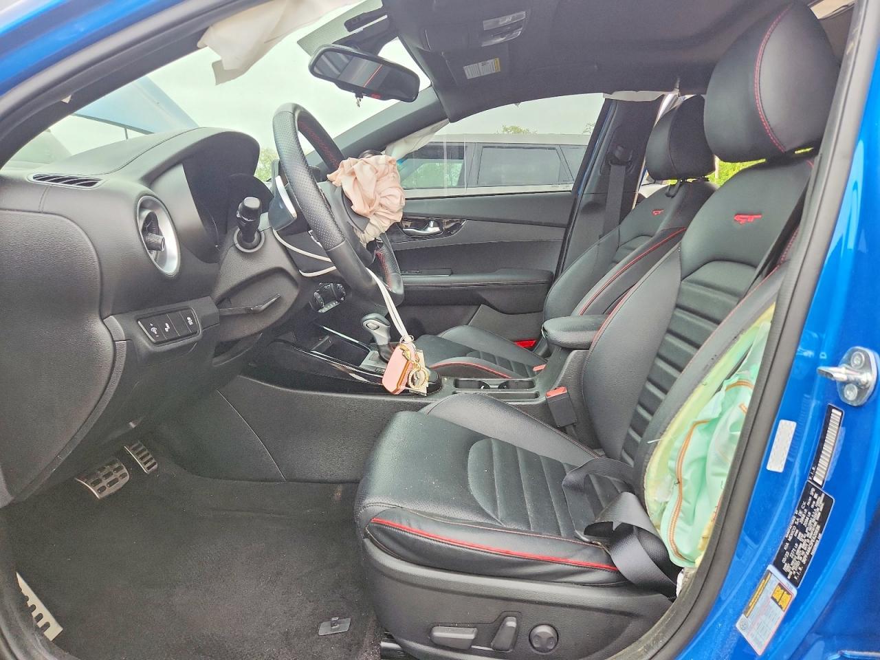 2023 KIA FORTE