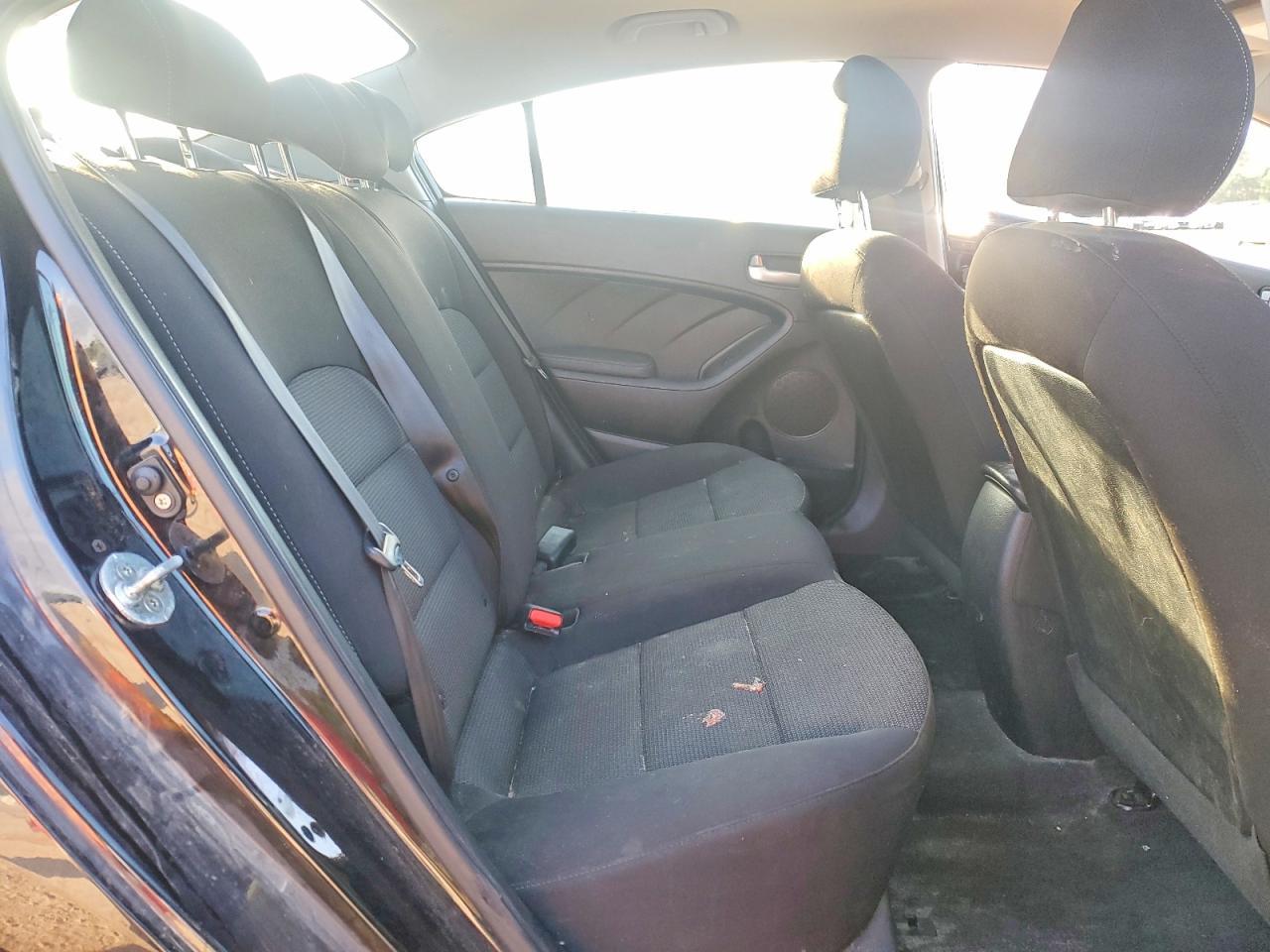 2017 KIA FORTE