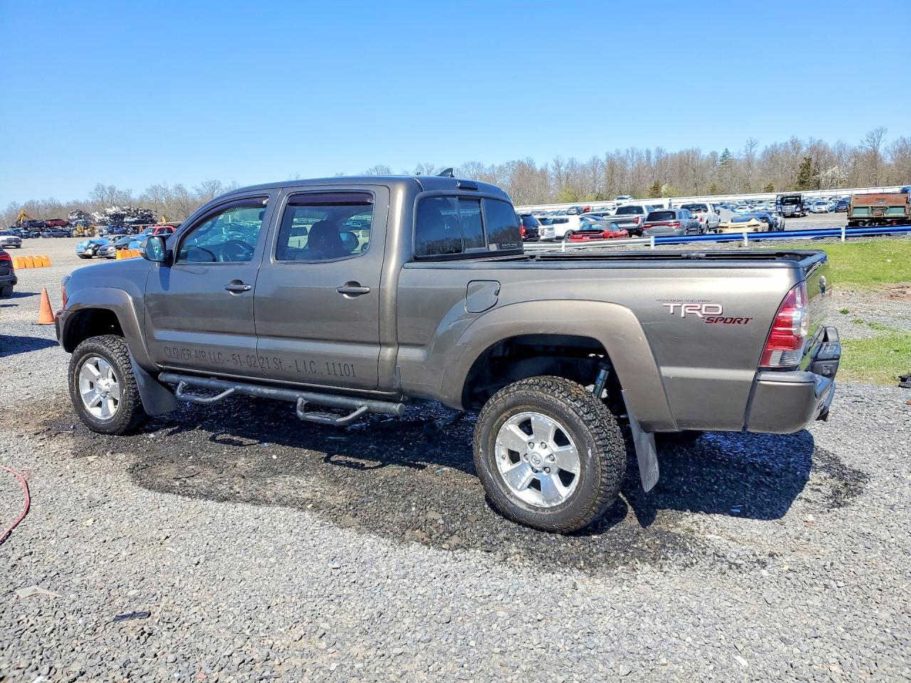 2012 TOYOTA TACOMA