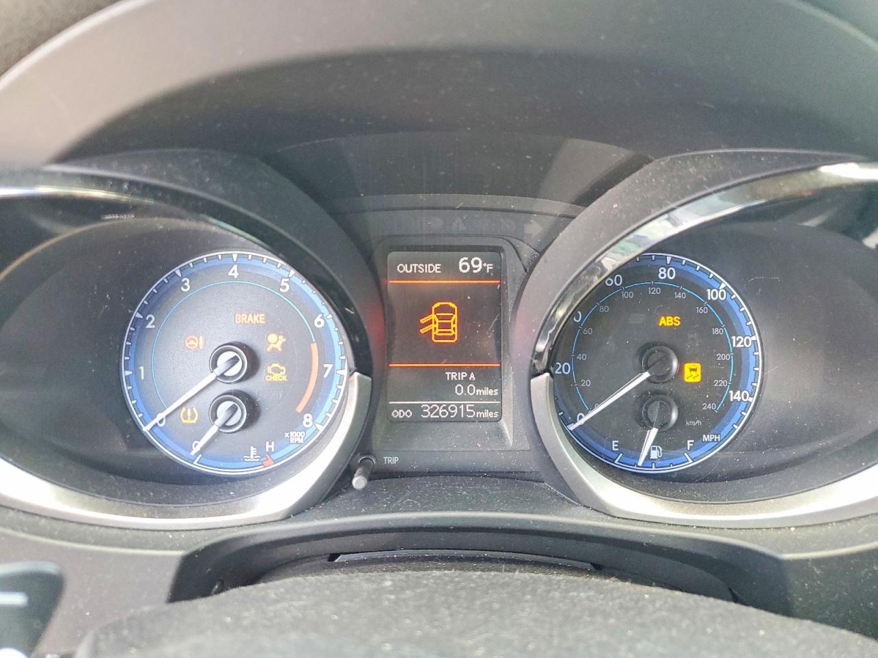 2014 TOYOTA COROLLA