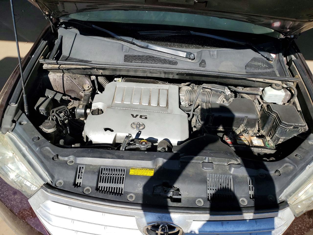2012 TOYOTA HIGHLANDER
