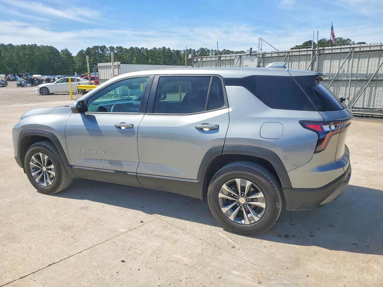 2026 CHEVROLET EQUINOX