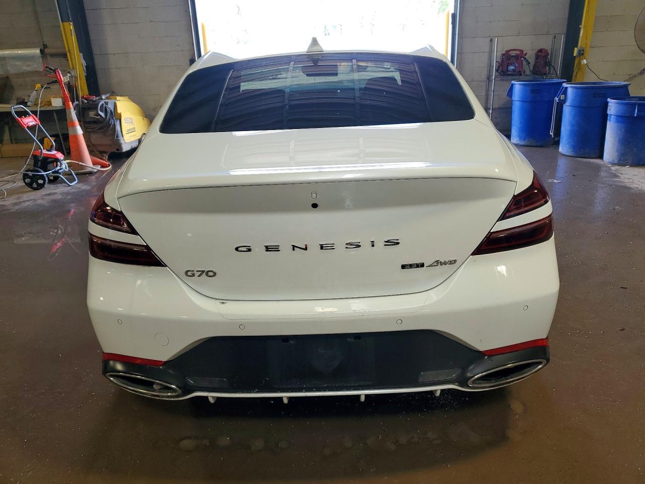 2025 GENESIS G70