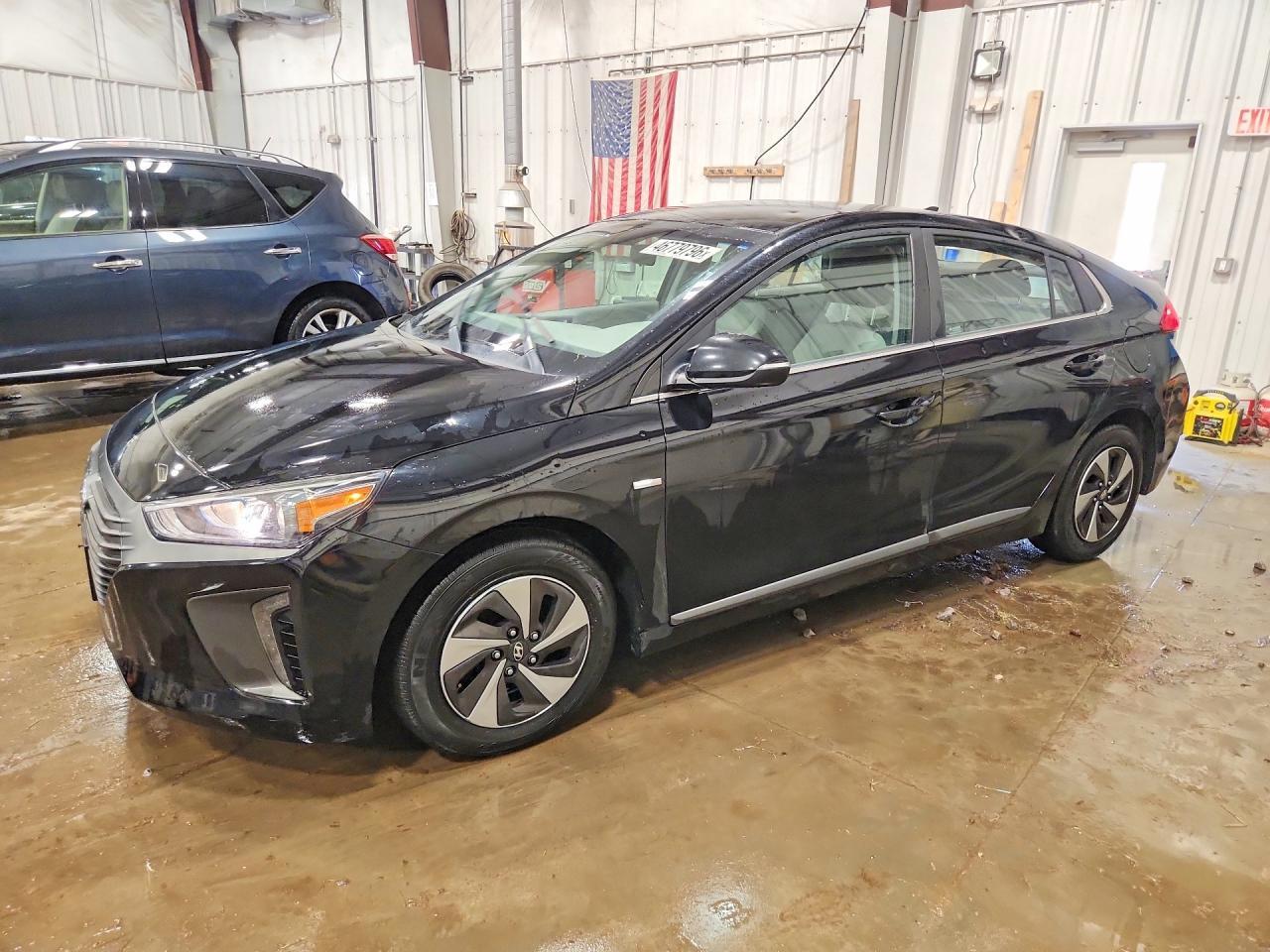 2017 HYUNDAI Ioniq