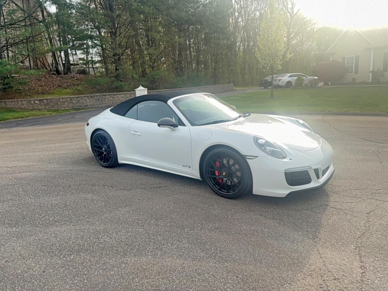 2017 PORSCHE 911