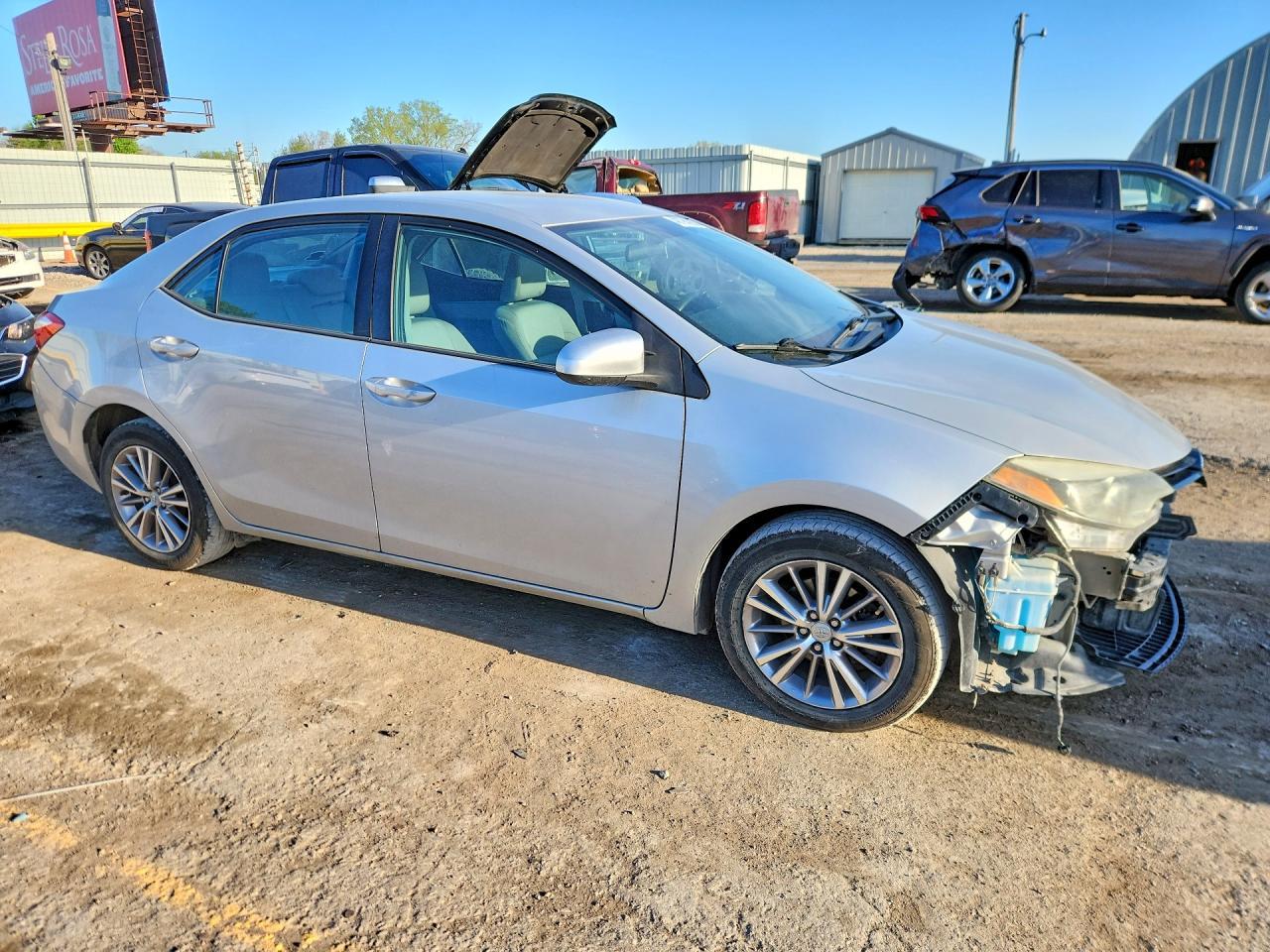 2015 TOYOTA COROLLA