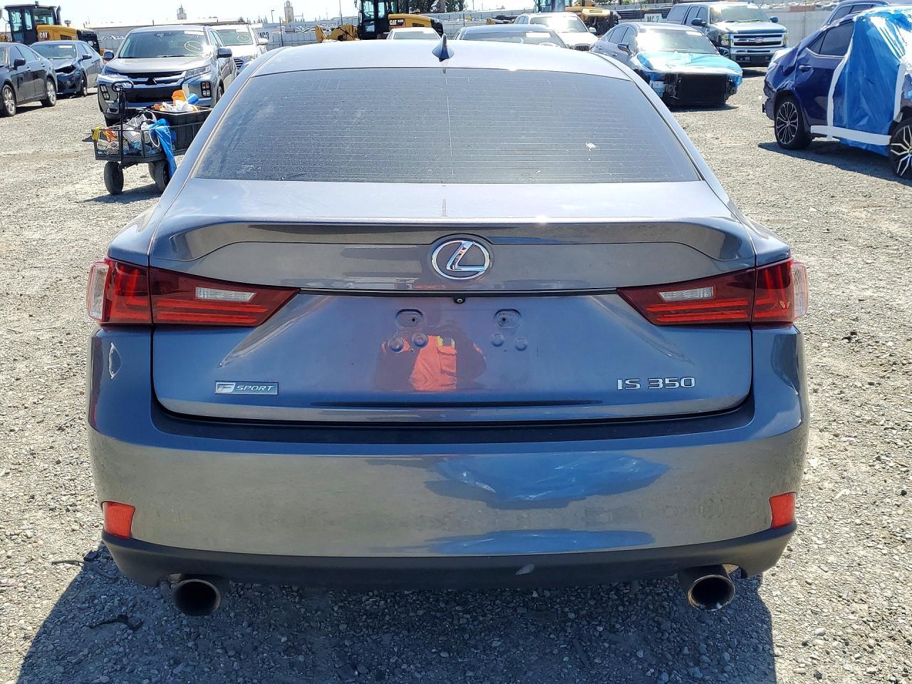 2016 LEXUS IS 350