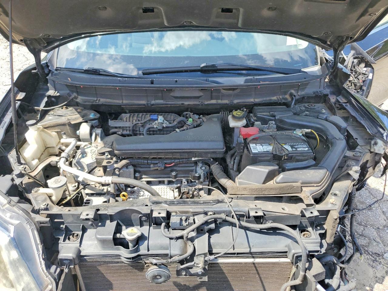 2015 NISSAN ROGUE