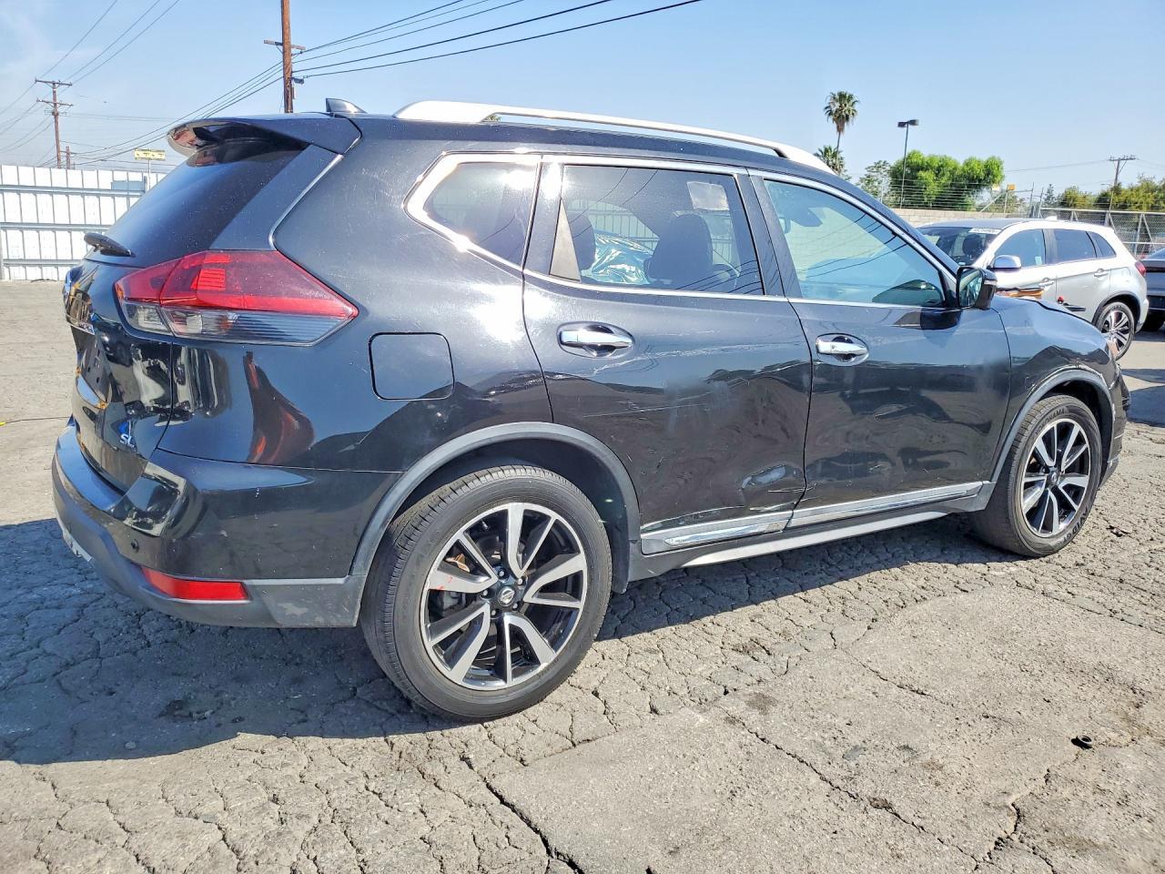 2019 NISSAN ROGUE