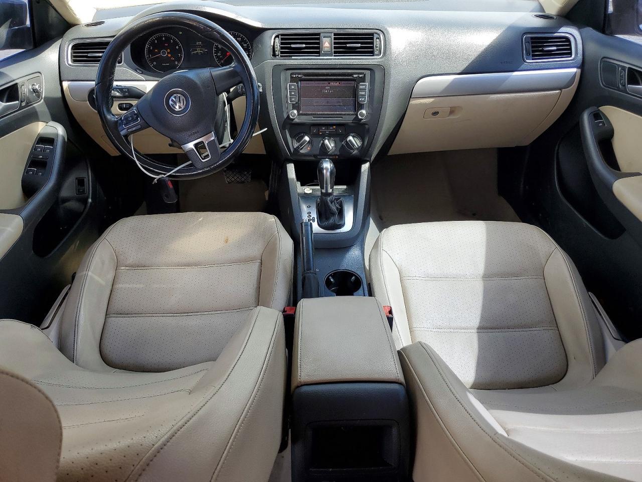 2014 VOLKSWAGEN JETTA