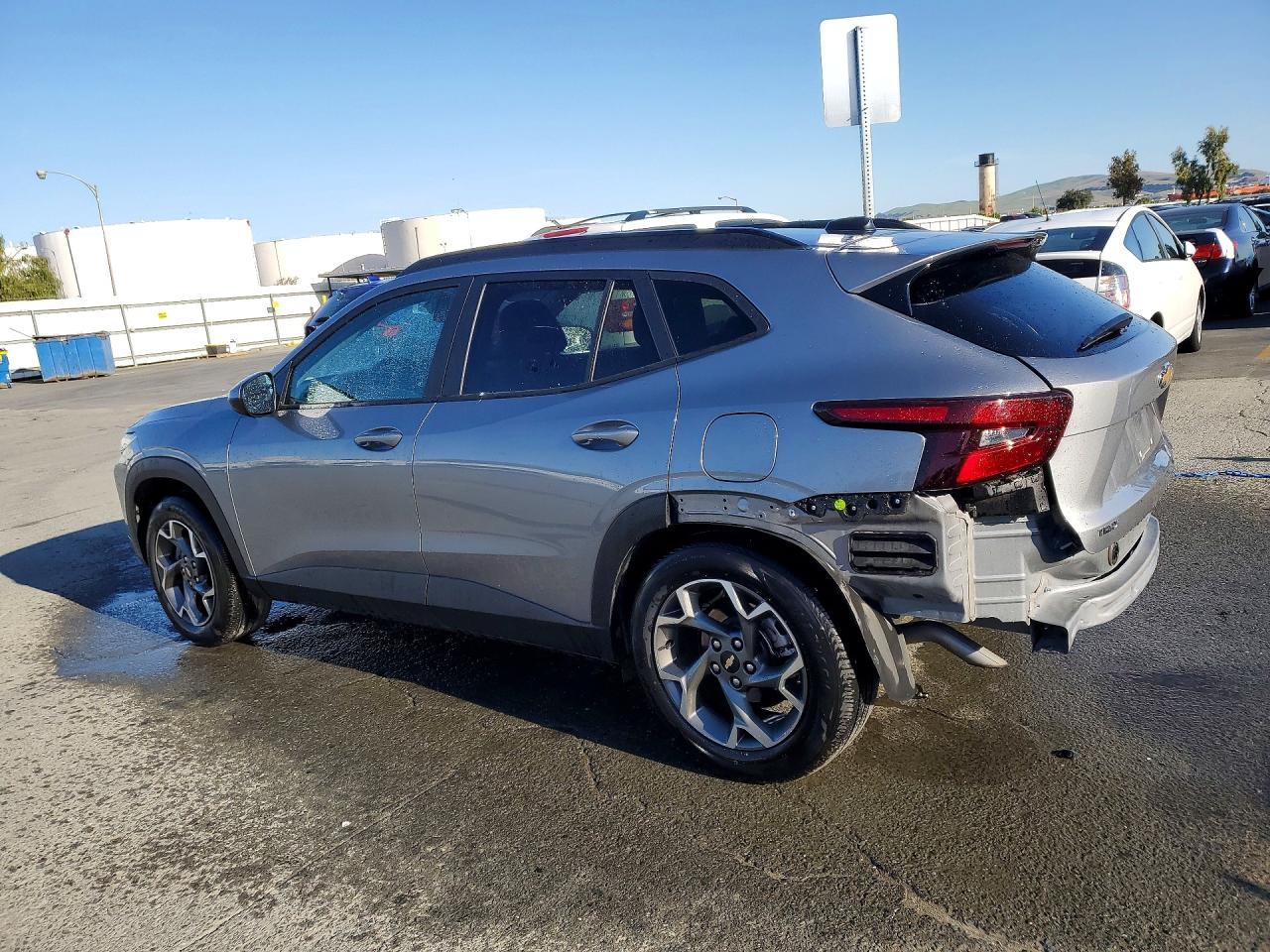 2025 CHEVROLET TRAX