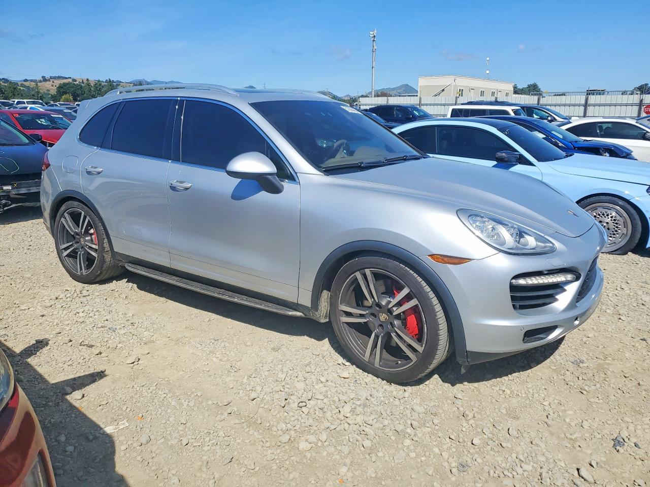 2012 PORSCHE CAYENNE