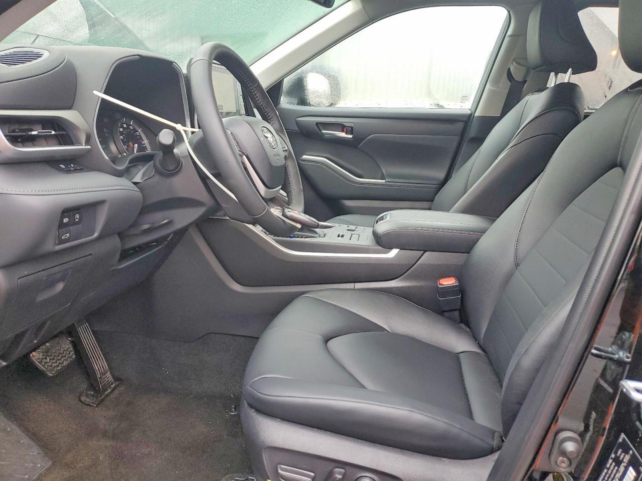2026 TOYOTA HIGHLANDER