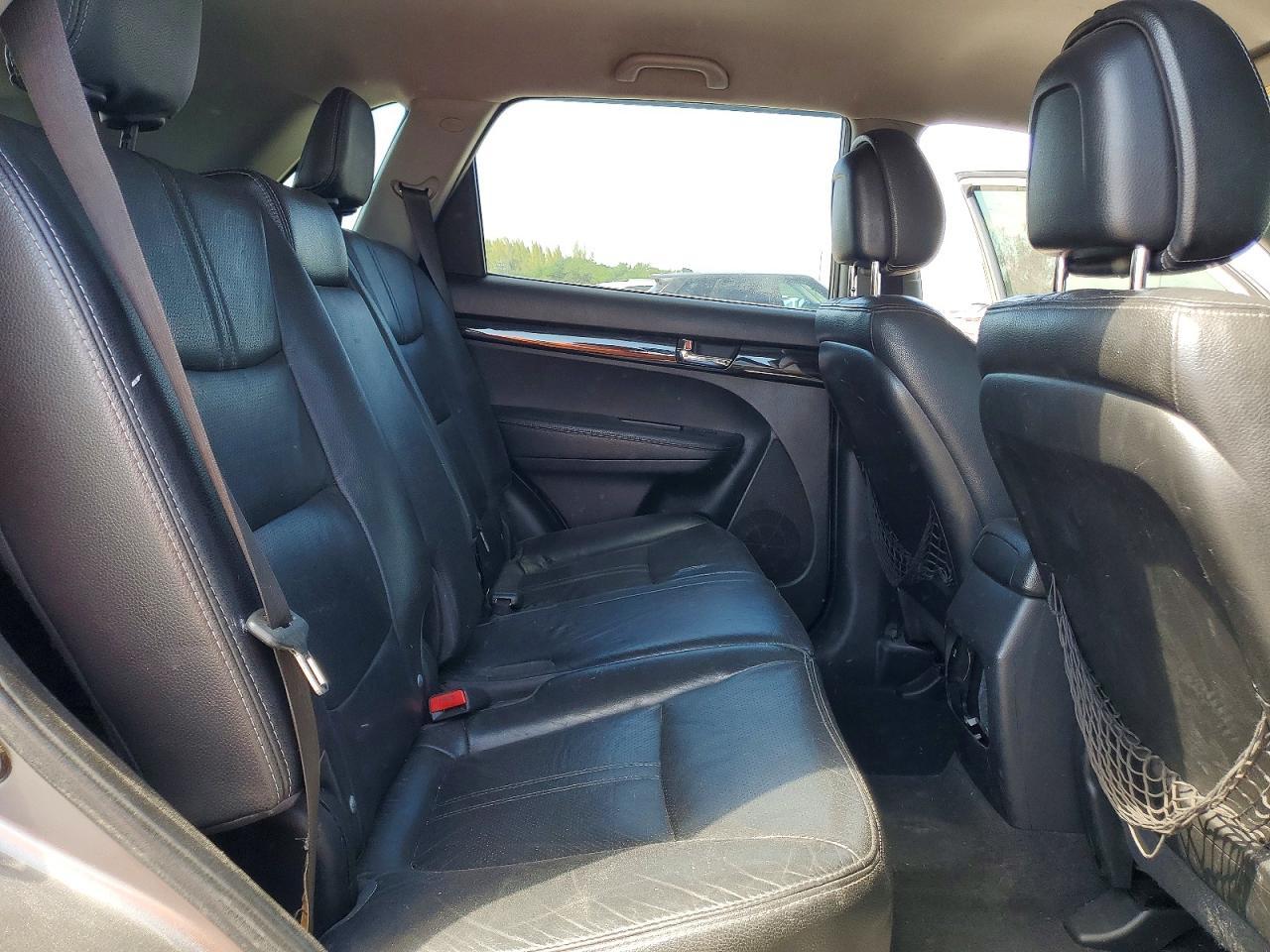 2011 KIA SORENTO