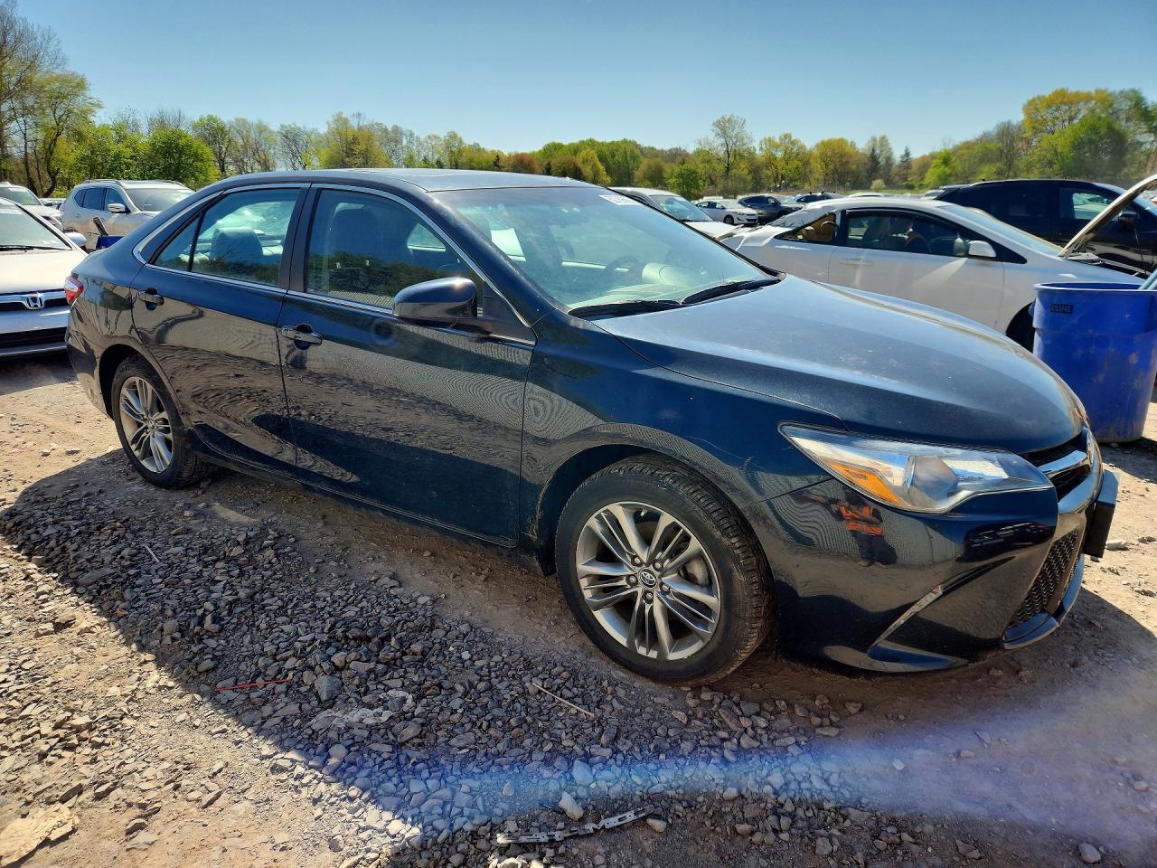 2017 TOYOTA CAMRY