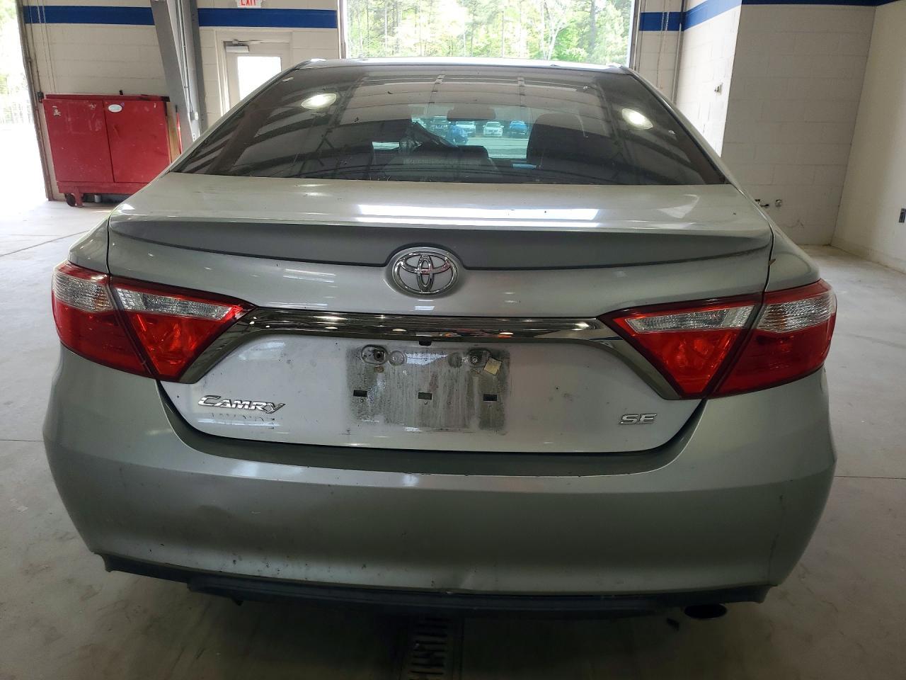 2016 TOYOTA CAMRY