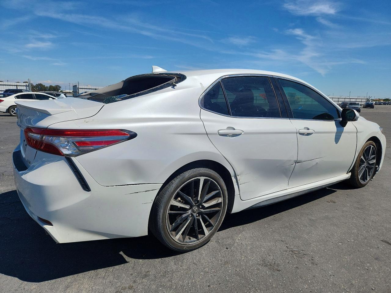 2019 TOYOTA CAMRY
