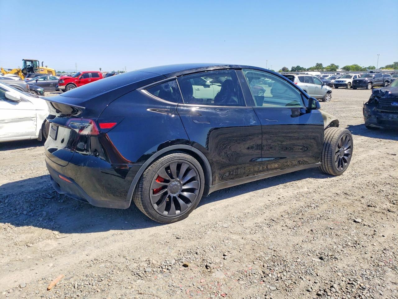 2024 TESLA MODEL Y
