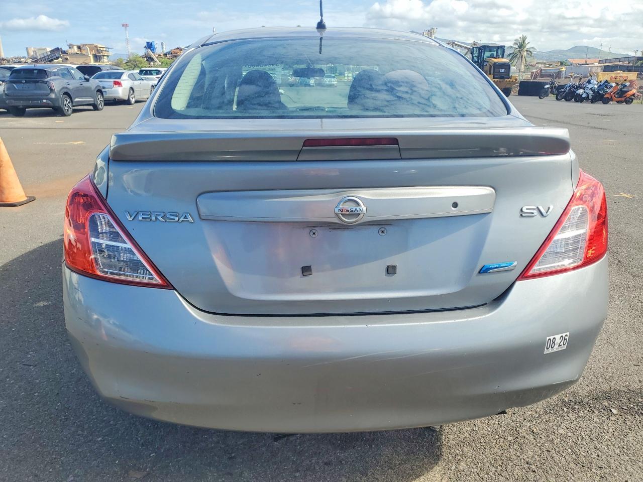 2014 NISSAN VERSA